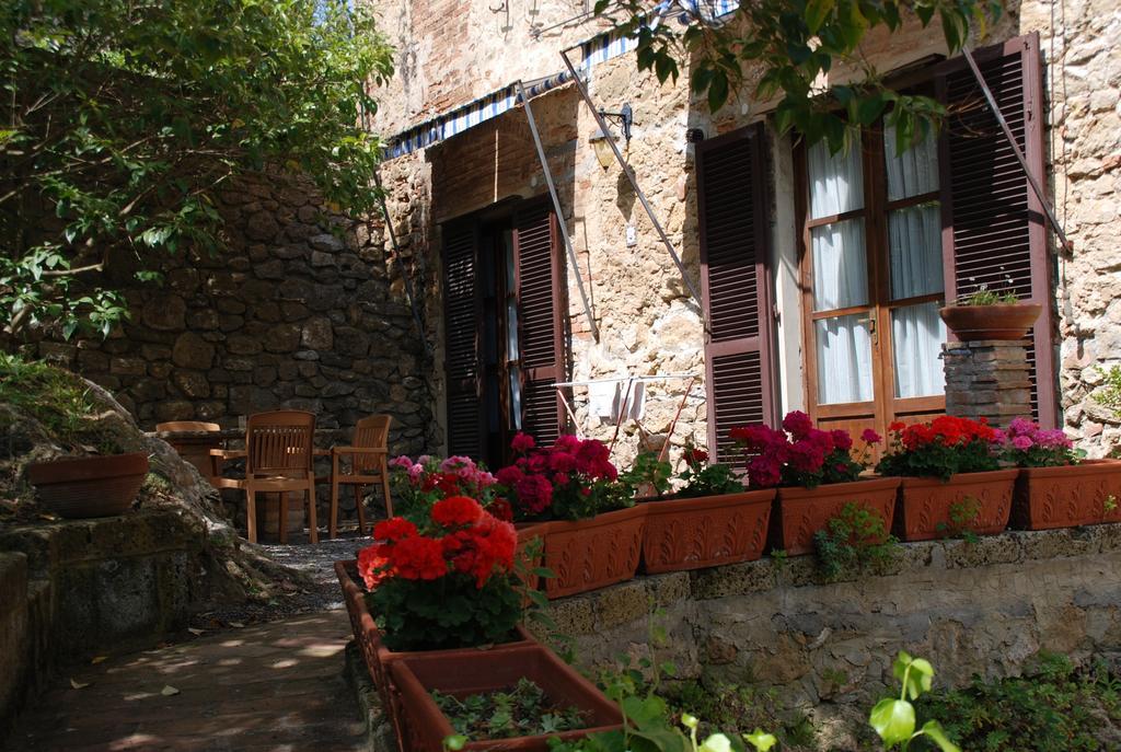 Il Portone Apartments Volterra Exterior foto