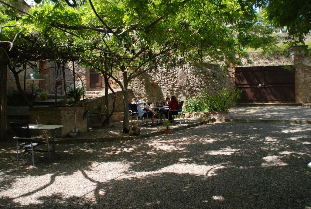 Il Portone Apartments Volterra Exterior foto