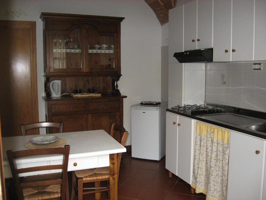 Il Portone Apartments Volterra Zimmer foto